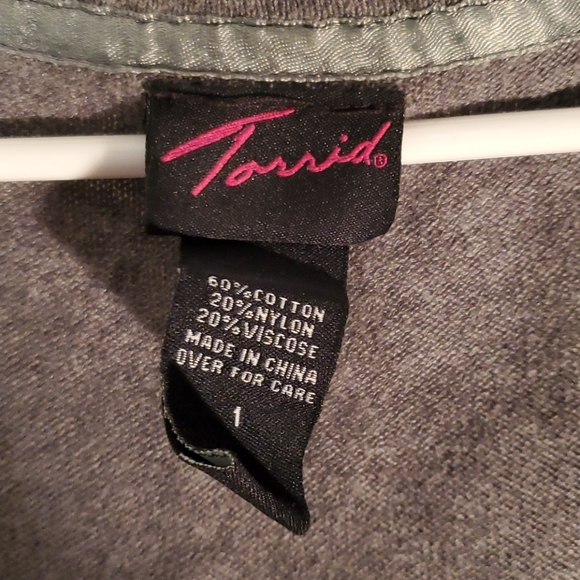 VINTAGE Torrid (early 2000s) - Picture 2 of 5
